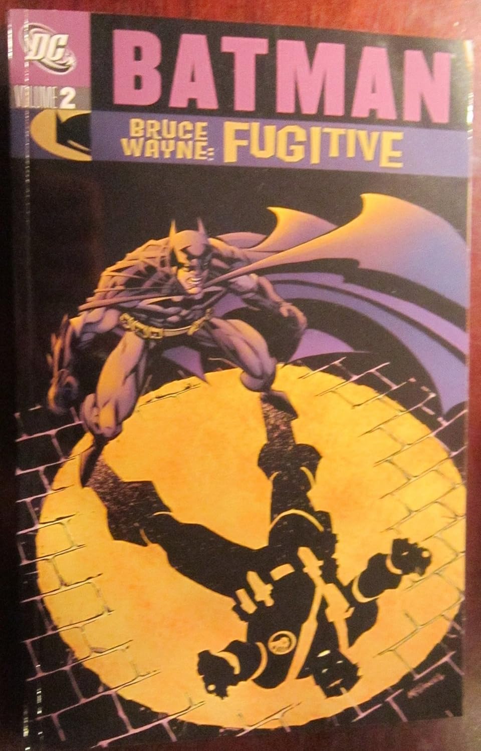 

Batman: Bruce Wayne Fugitive - VOL 02 (DC Comics)