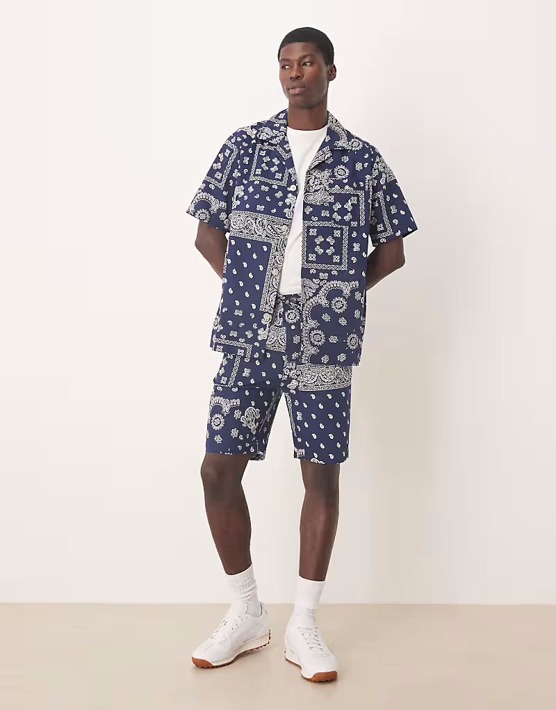 

Пижамный комплект с короткими рукавами и шортами с принтом банданы в темно-синем цвете Polo Ralph Lauren