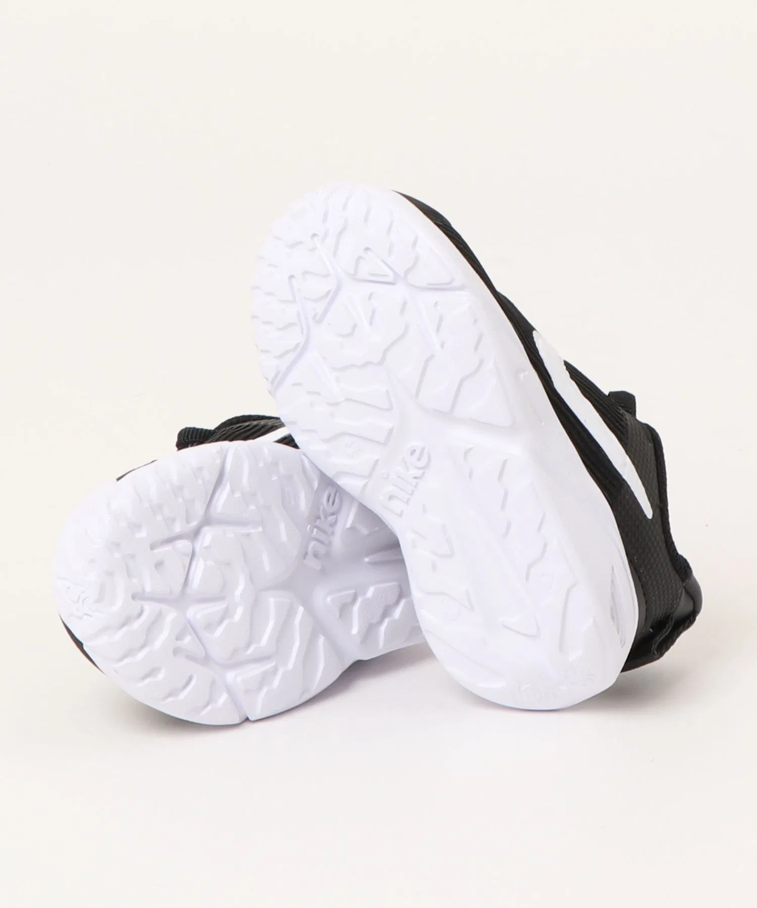 Детские кроссовки NIKE STAR RUNNER 4 NN TD чёрные с белым — фото 3