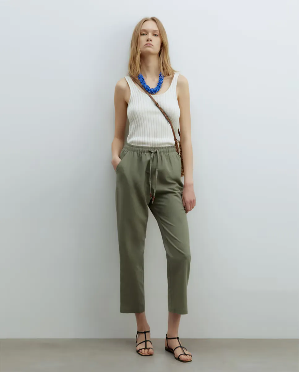 

Прямые льняные брюки Sfera, цвет Kaki