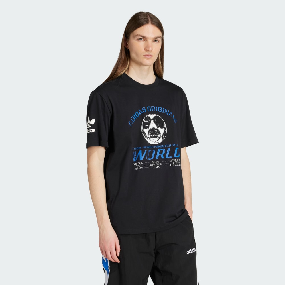 

Футболка Adidas 90s Soccer Graphic Tee, черный