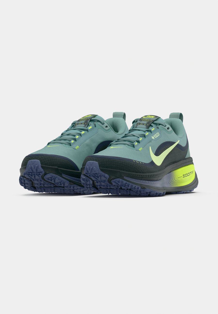 Кроссовки Nike Performance VOMERO 18 GTX, Seaweed/Barely Volt/Cannon/Volt/World Indigo/Obsidian/Green — фото 3