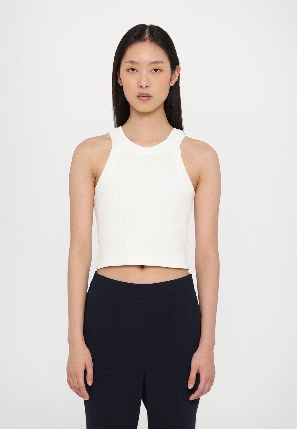 

Топ CROPPED RACER CLOSED, белый