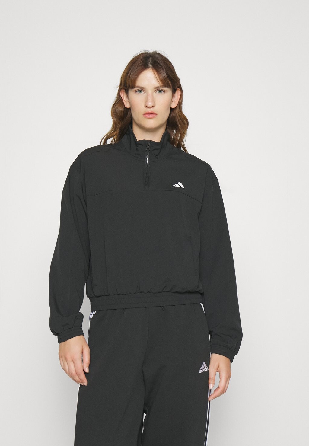 

Толстовка AEROREADY QUARTER ZIPP TRAIN ESSENTIALS adidas Performance, цвет black/white