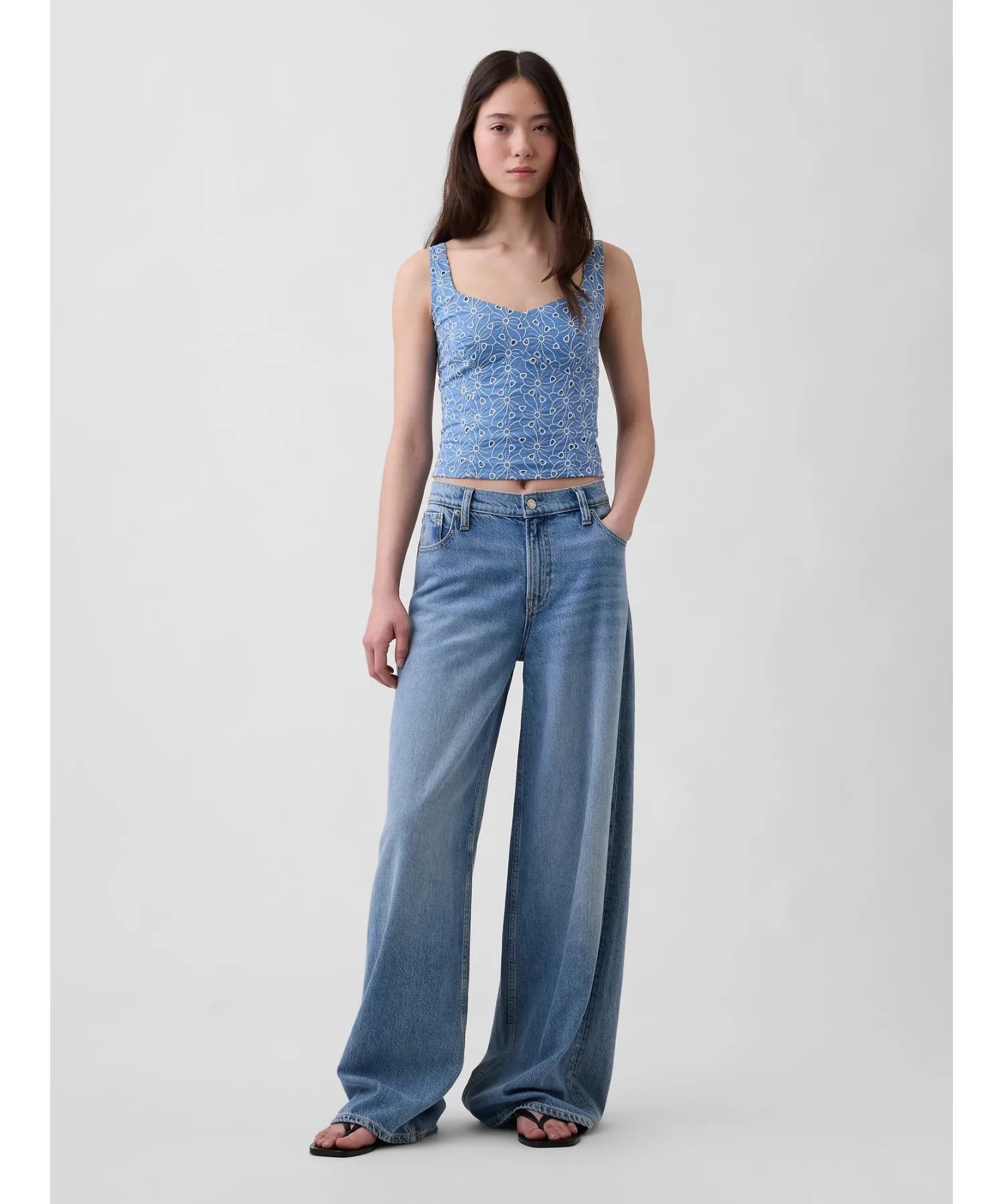 Женский топ-бикини с ажурной вышивкой GAP Ailet Cropped Bustier синий — фото 3