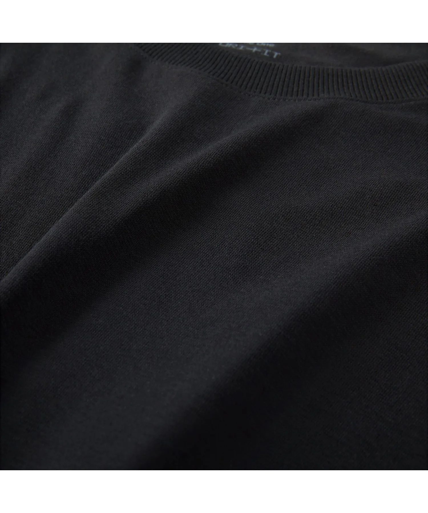 Женская футболка NIKE One DF Relaxed с длинным рукавом чёрная — фото 3