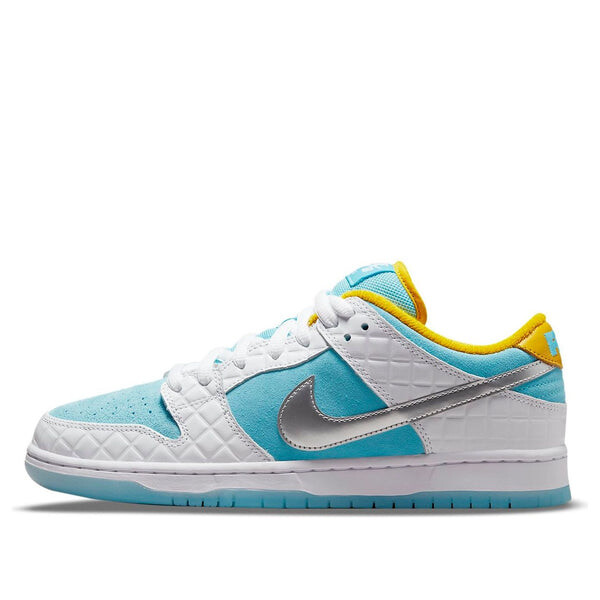 

Кроссовки x ftc sb dunk low Nike, белый