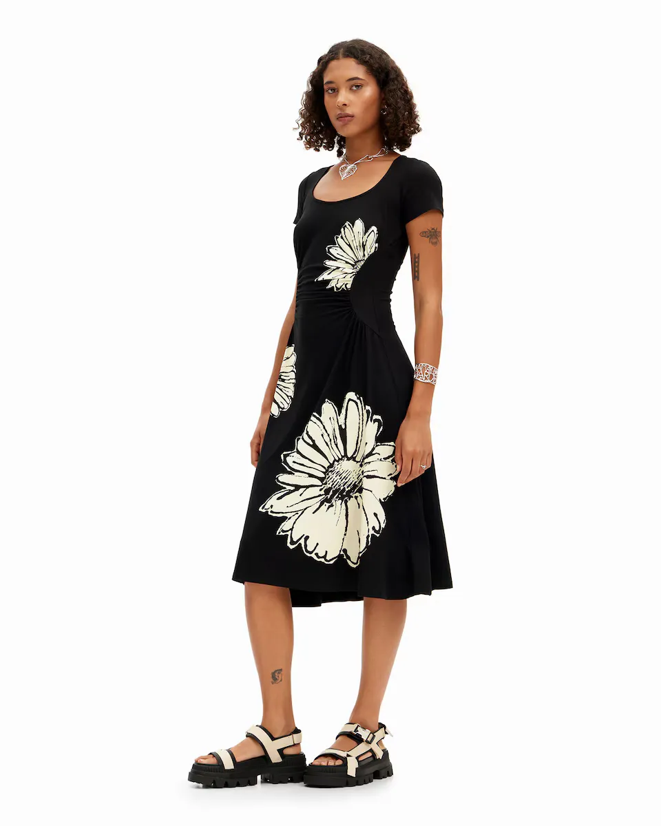 

Платье миди с короткими рукавами Desigual, черный