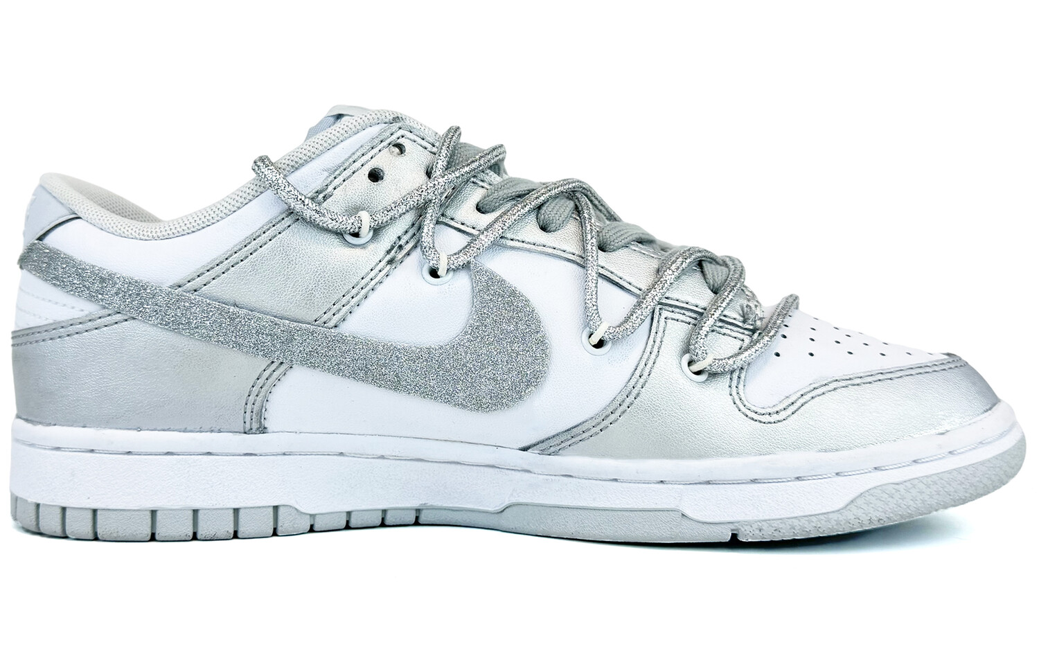 

Кроссовки Nike Dunk Skateboarding Shoes Men Low-top White, серебряный, Серый, Кроссовки Nike Dunk Skateboarding Shoes Men Low-top White, серебряный