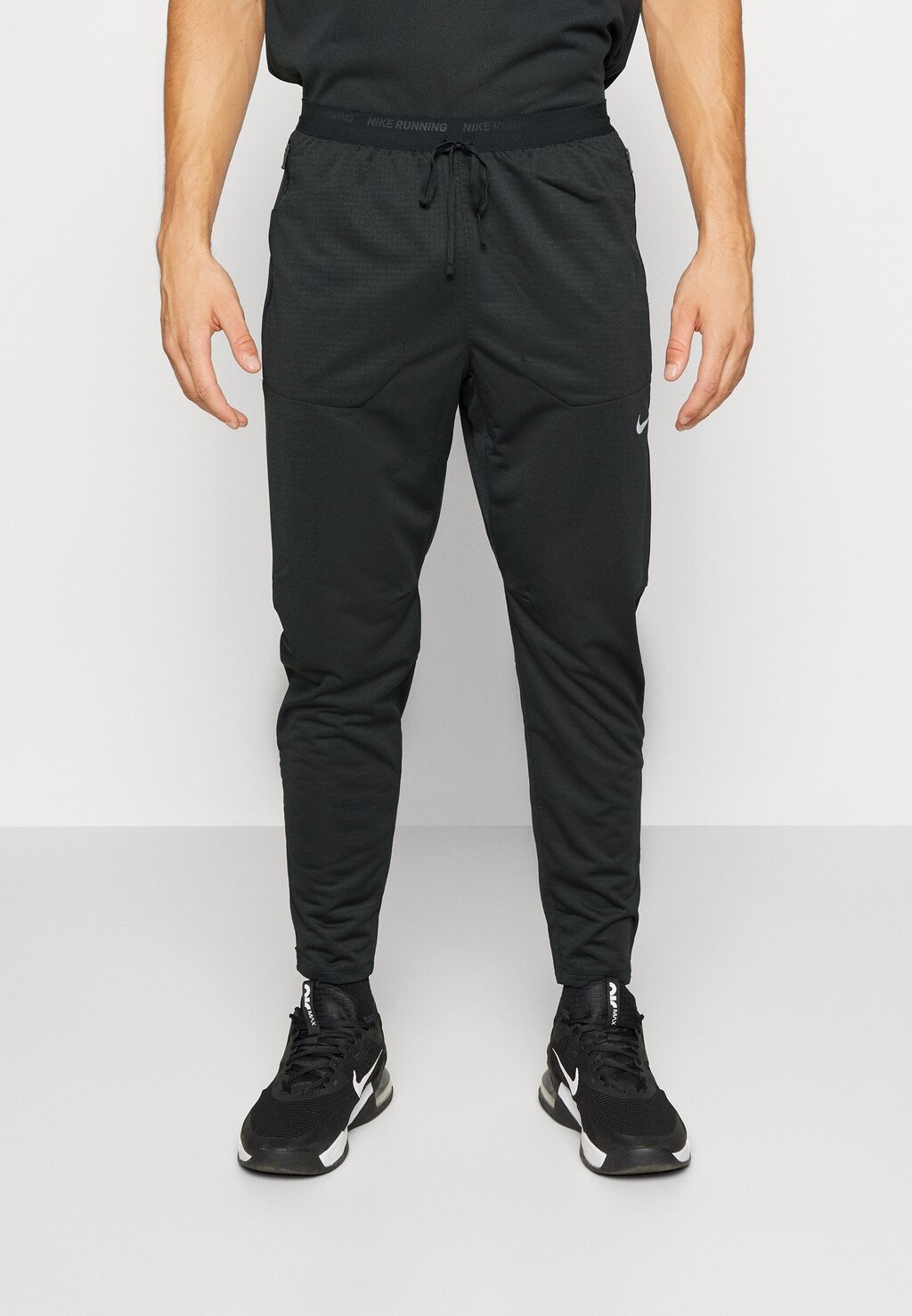 

Спортивные брюки Nike ELITE PANT, цвет Black/(Reflective Silv)