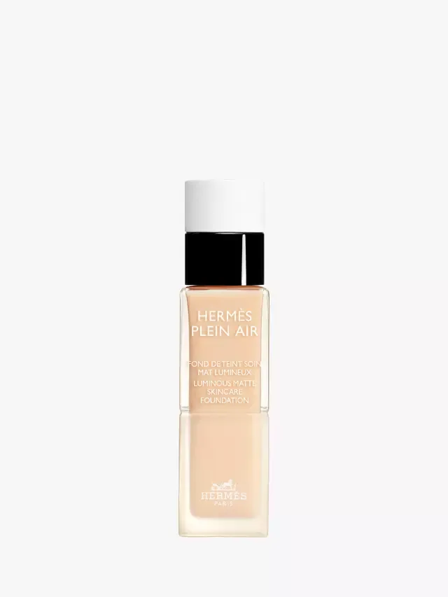 Тональная основа Plein Air Luminous Matte Skincare Foundation Hermès, 17W Vanille