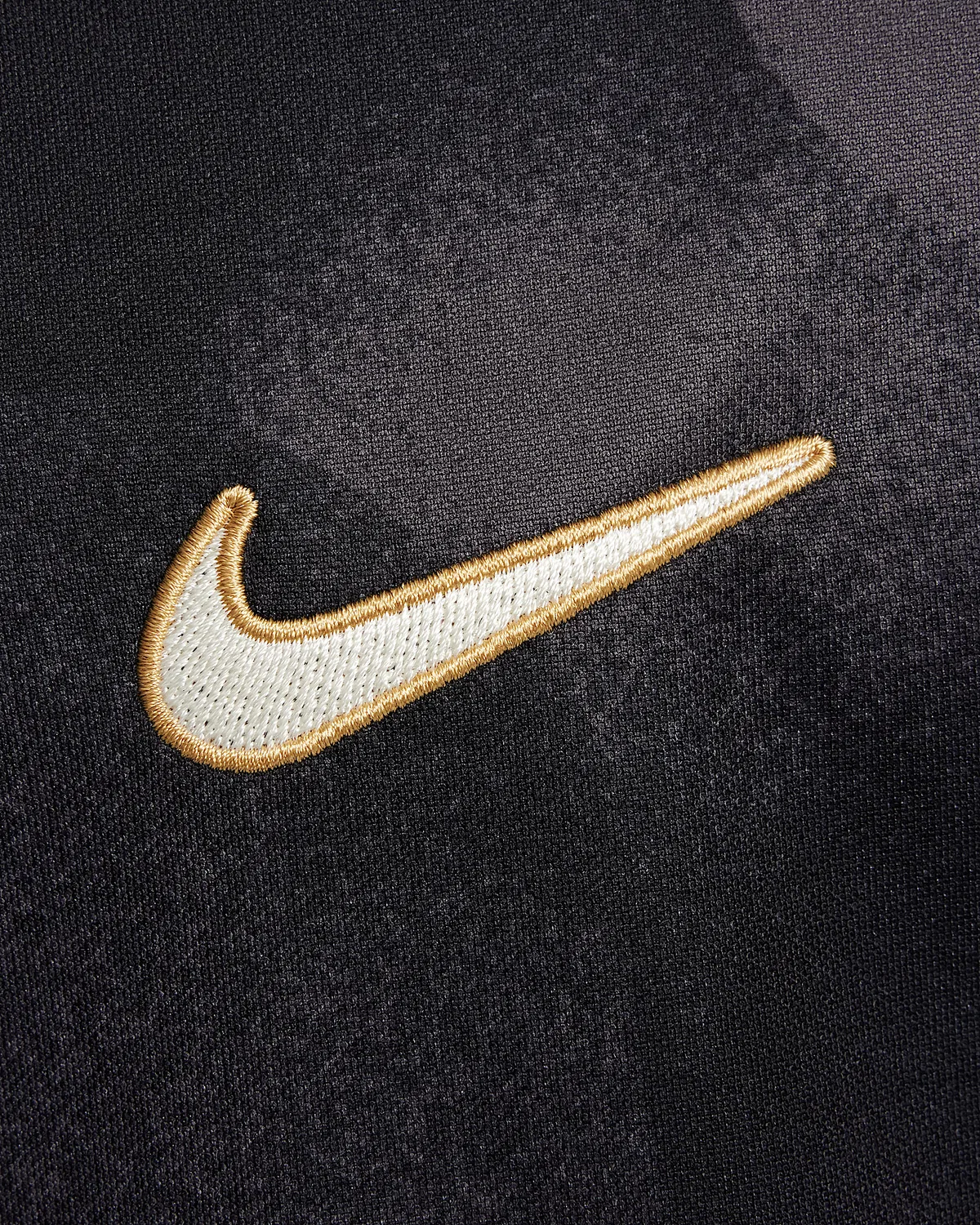 Детская футболка Nike Academy+ Dri-FIT с коротким рукавом, Dark Grey/Black/Anthracite/Pale Ivory — фото 4