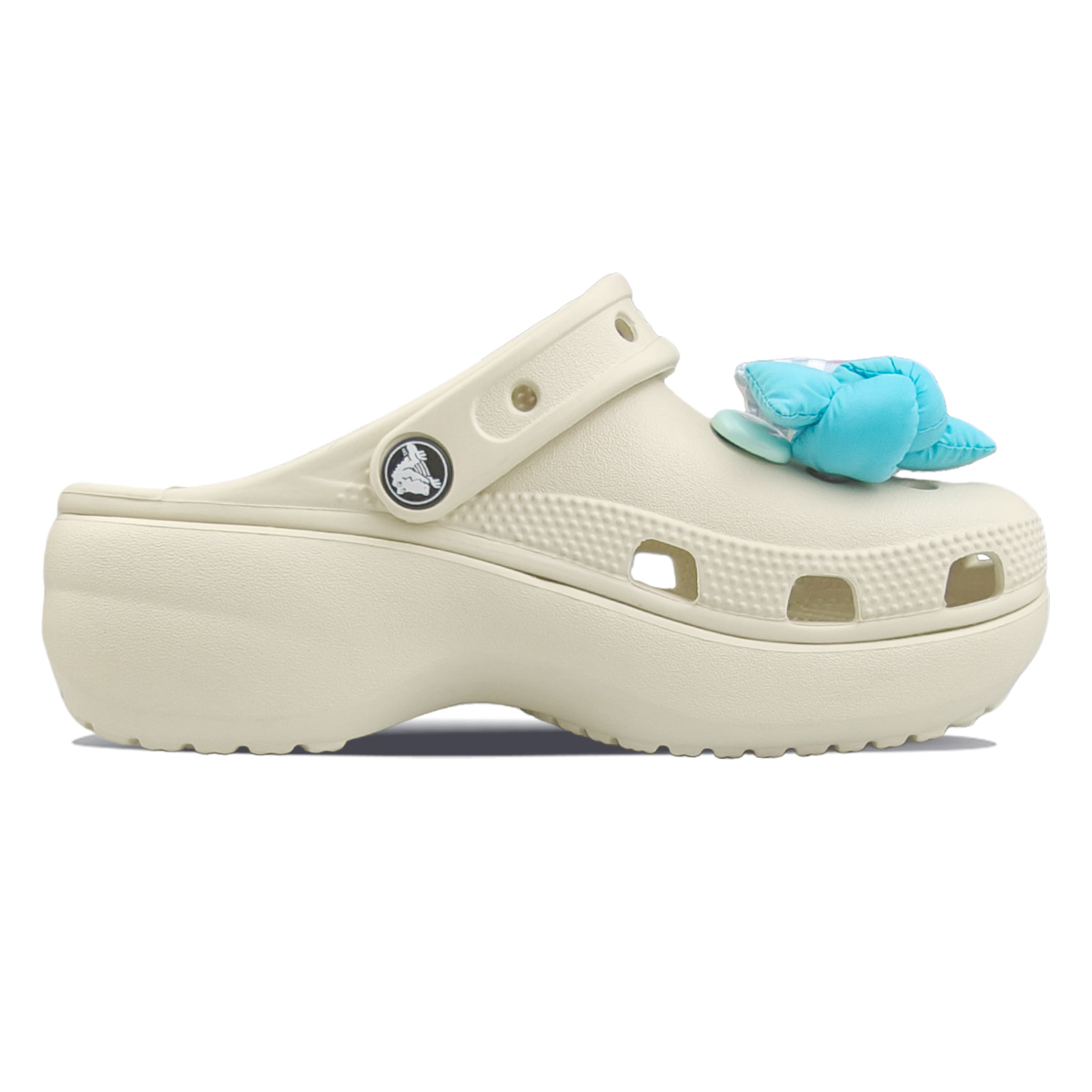 Crocs Классические платформенные клоги BNK Pillow Party женские белые, цвет Pillow Party — фото 2