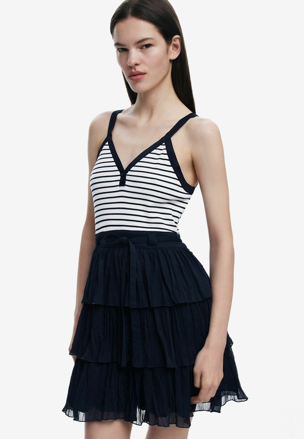 

Повседневное платье WITH PLEATED Desigual, синий