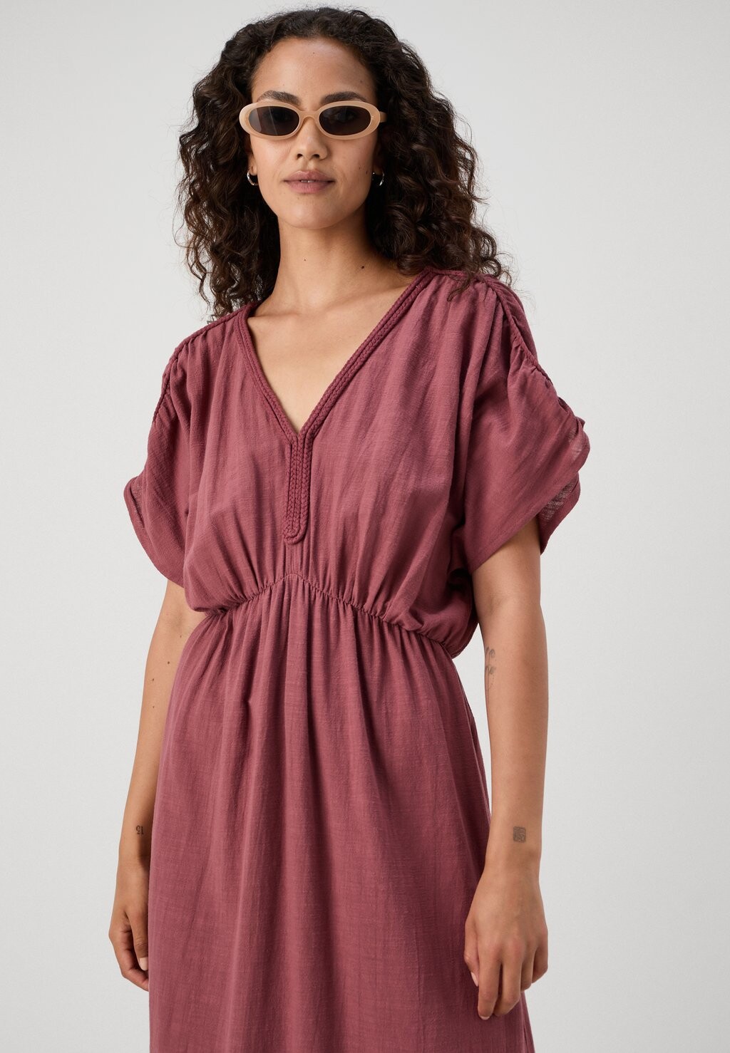 

Длинное платье VMMARINA LONG KAFTAN Vero Moda, роза