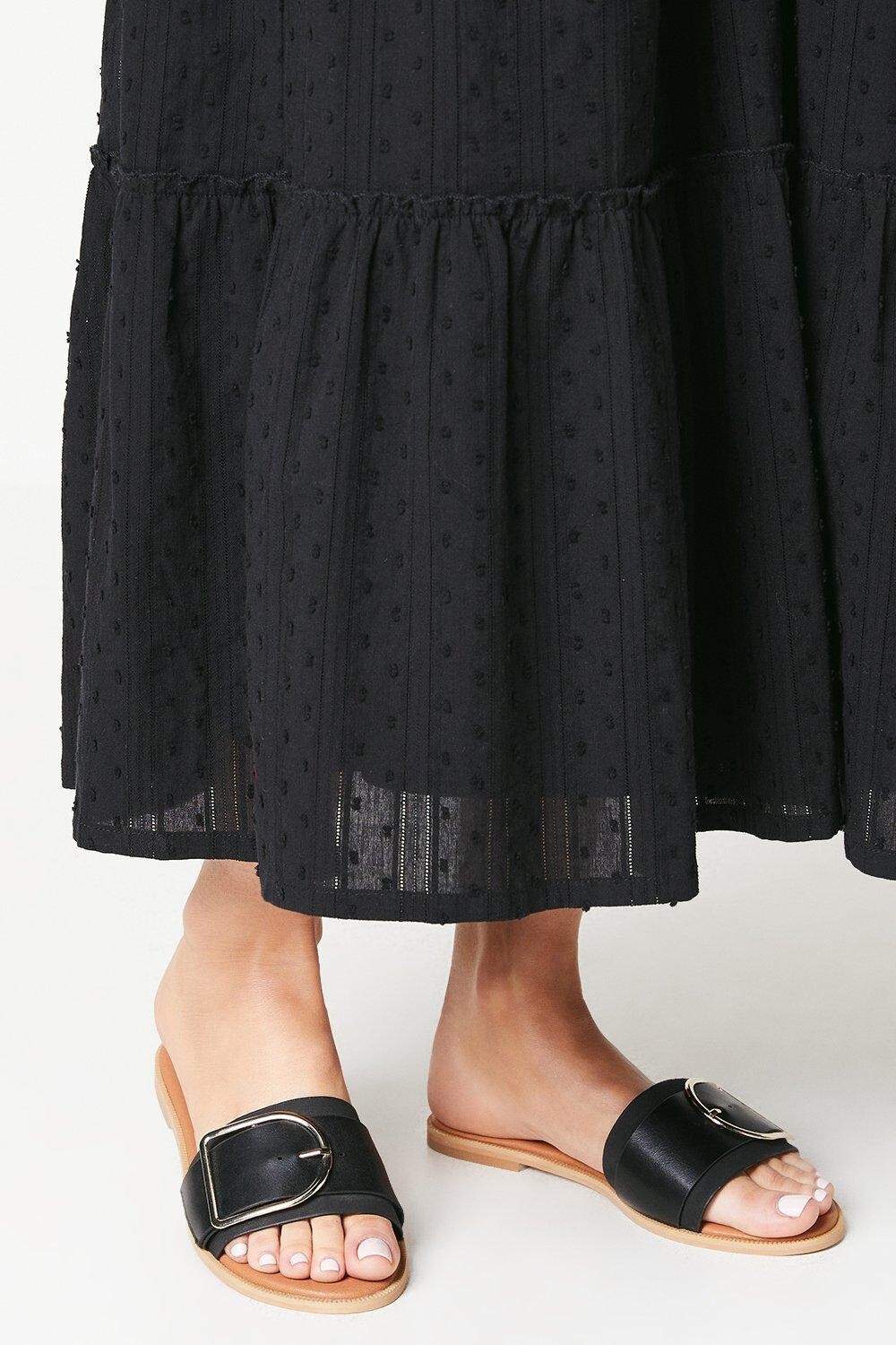 

Сандалии Lorna на плоской подошве с пряжками Dorothy Perkins, черный