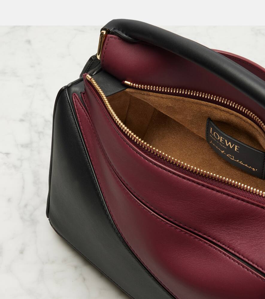 Сумка-тоут Albers Puzzle Small из кожи Loewe, Black/Burgundy — фото 3