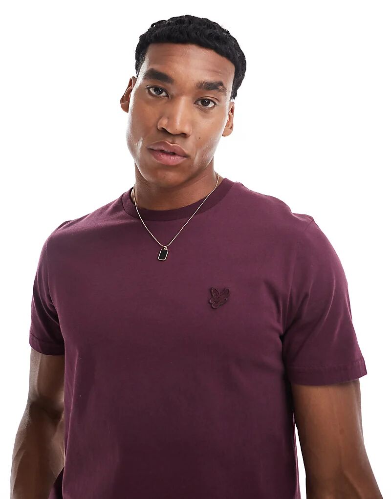 

Футболка с короткими рукавами Tonal Eagle красного цвета Lyle & Scott