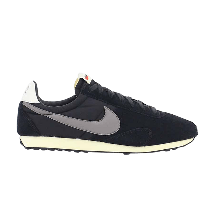 

Кроссовки Pre Montreal Racer Vintage 'Black Sport Grey', черный