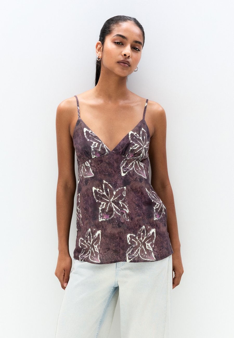 

Топ PULL&BEAR HIBISCUS -STRAPPY, Light Brown