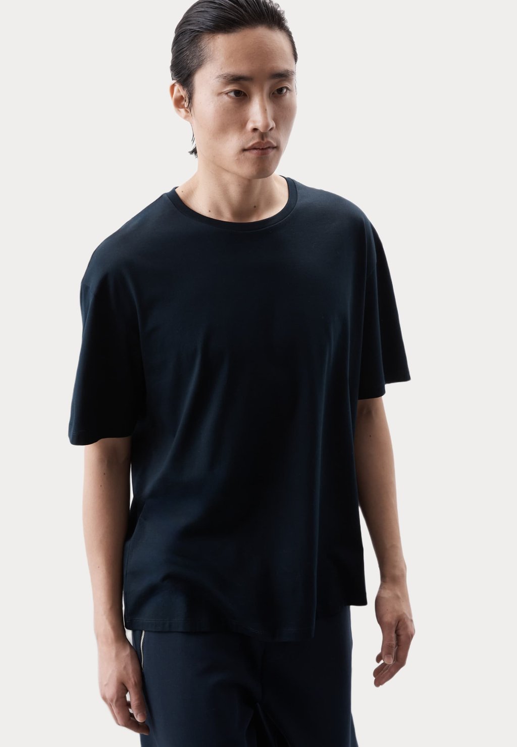 

Базовая футболка Marks & Spencer, темно-синий