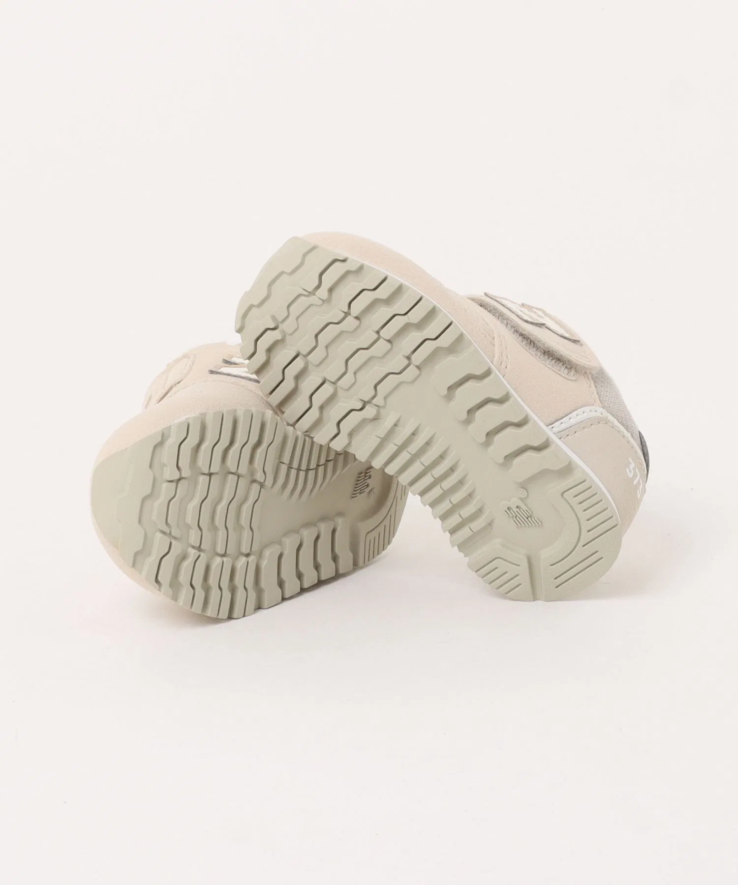 Детские кроссовки New Balance I3732SZ — фото 3