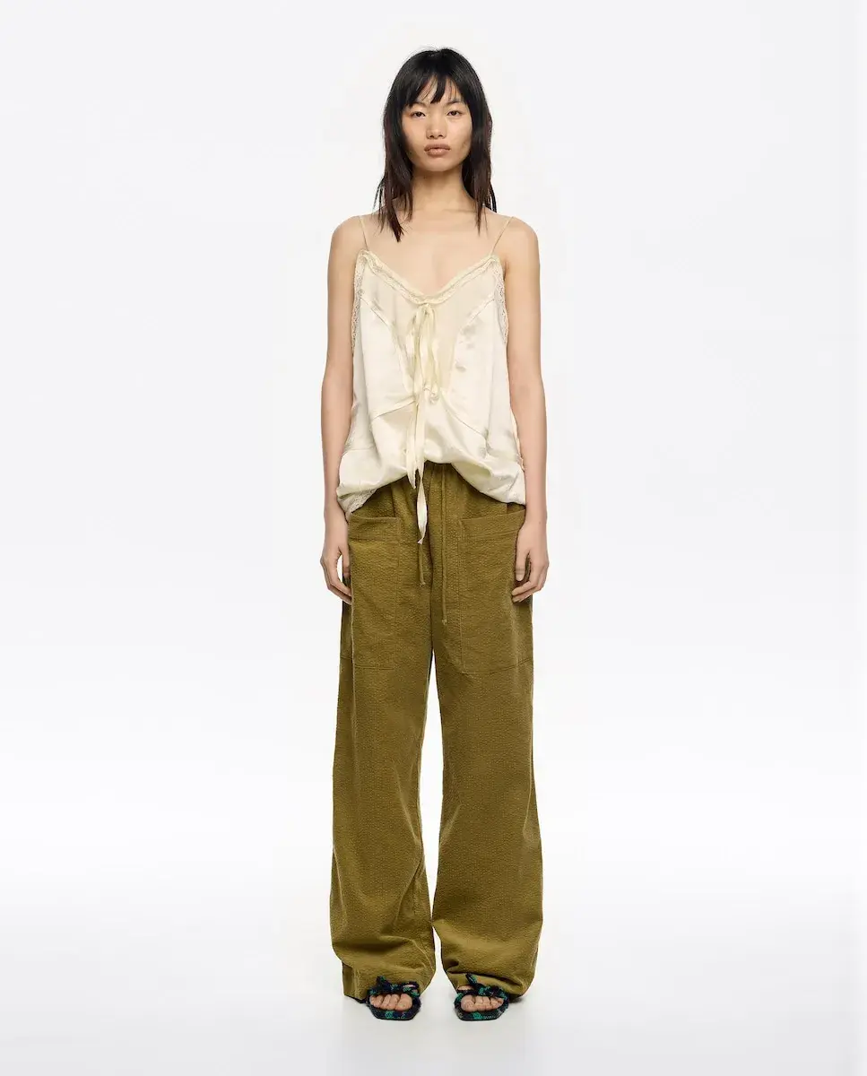 

Женские широкие брюки мини вельвет с большими карманами Bimba y Lola, зеленый