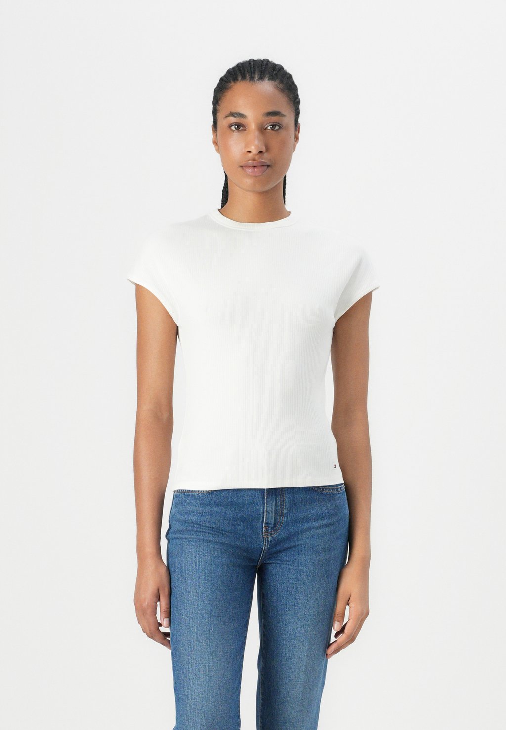

Базовая футболка SLIM TEE Tommy Hilfiger, кремовый