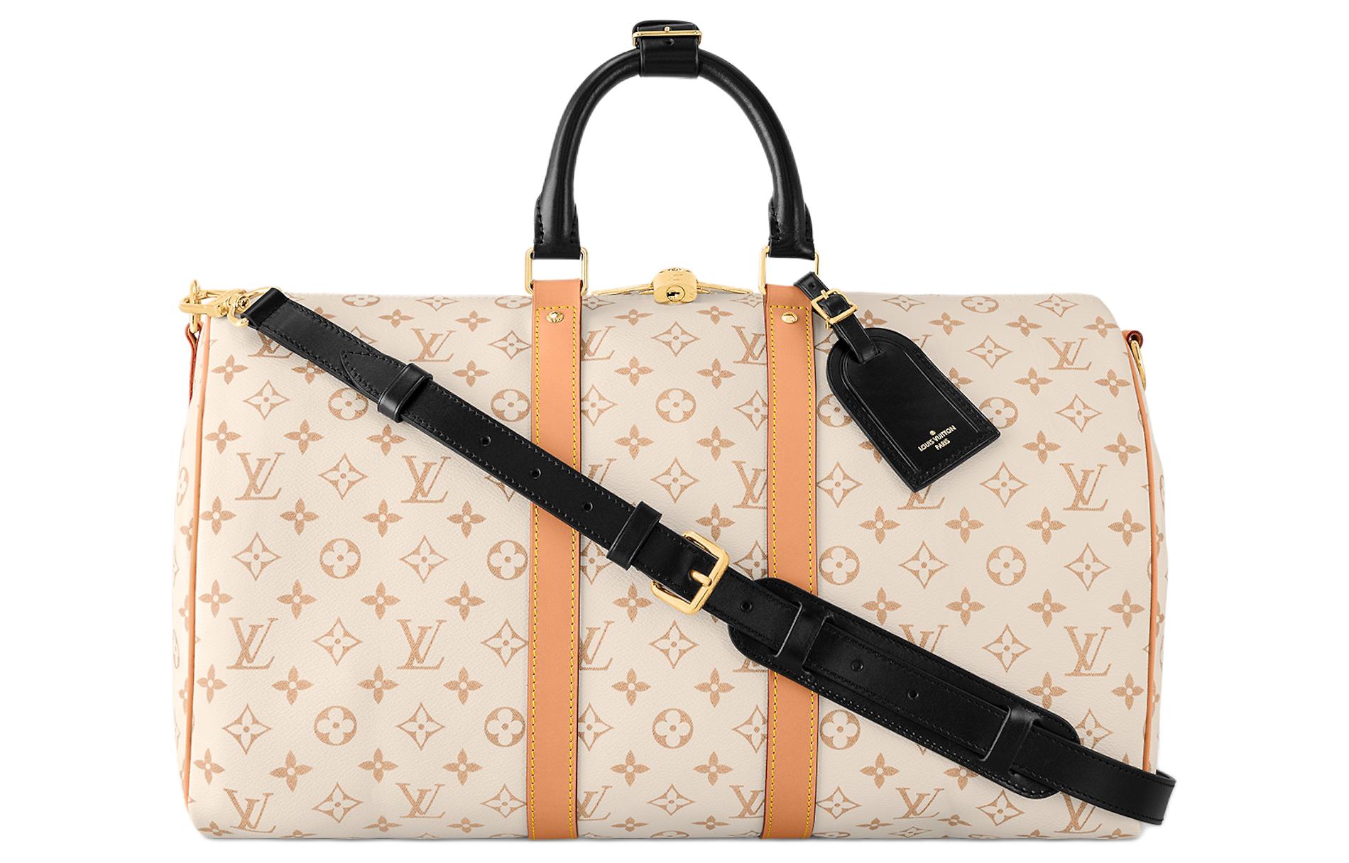 

LOUIS VUITTON Сумка Keepall из лакированной кожи с аппликацией