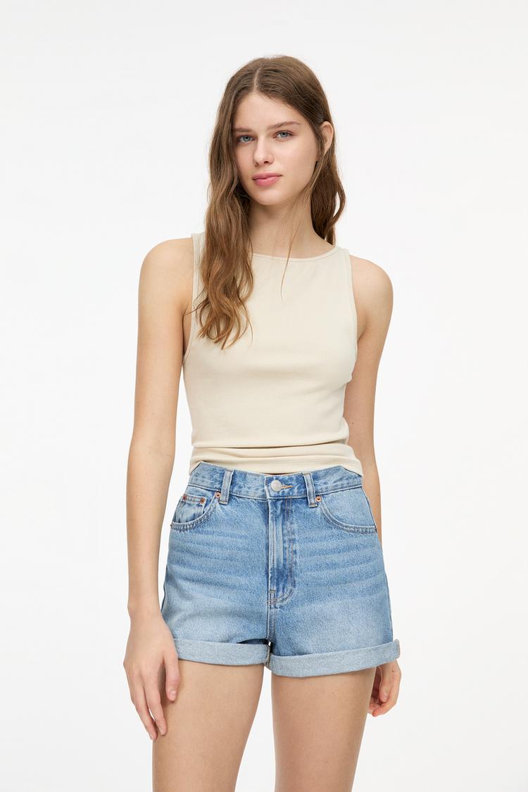 

Джинсовые шорты mom с отворотами Pull And Bear, синий