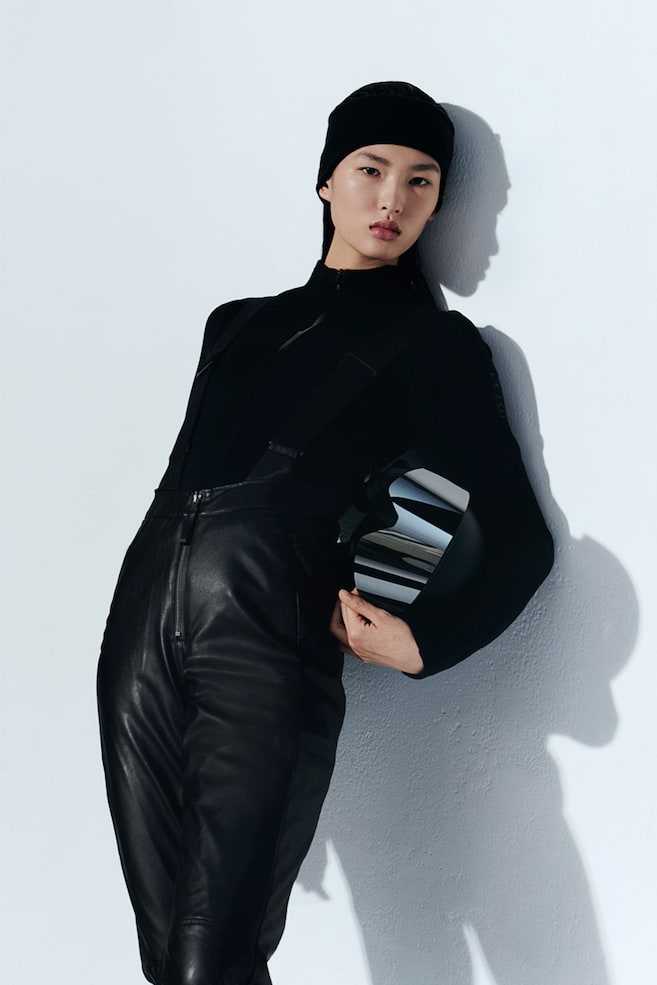 

Лыжные брюки из термомуфты с покрытием H&M, черный