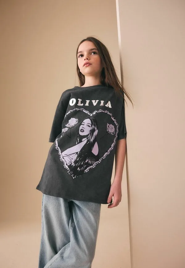 Футболка оверсайз olivia rodrigo стандартного кроя. футболка с принтом Next, Grey — фото 3