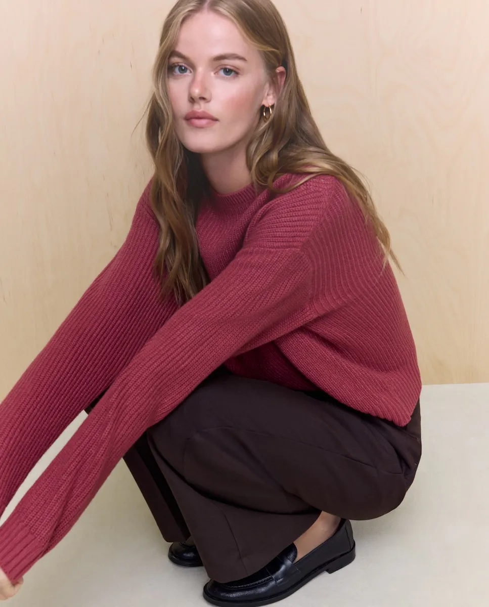 

Женский свитер из однотонного трикотажа Easy Wear, темно-розовый