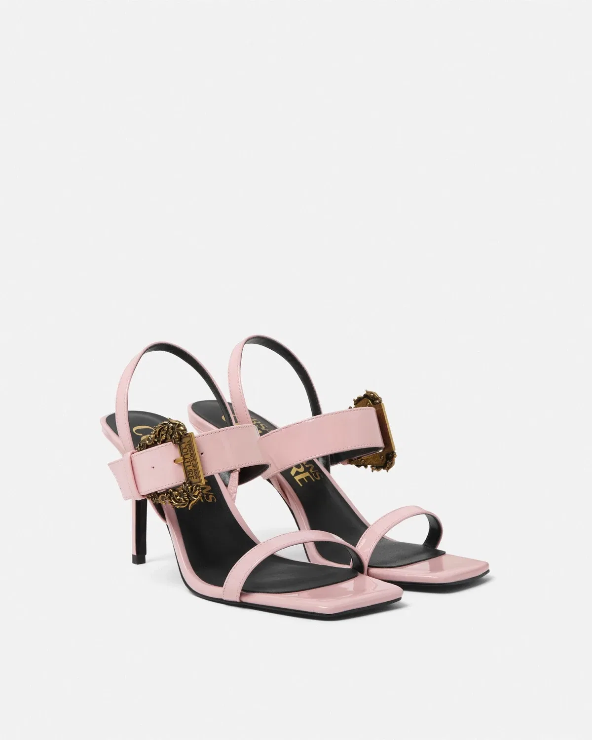 Сандалии Emily из лакированной кожи с барочной пряжкой VERSACE, розовый — фото 2