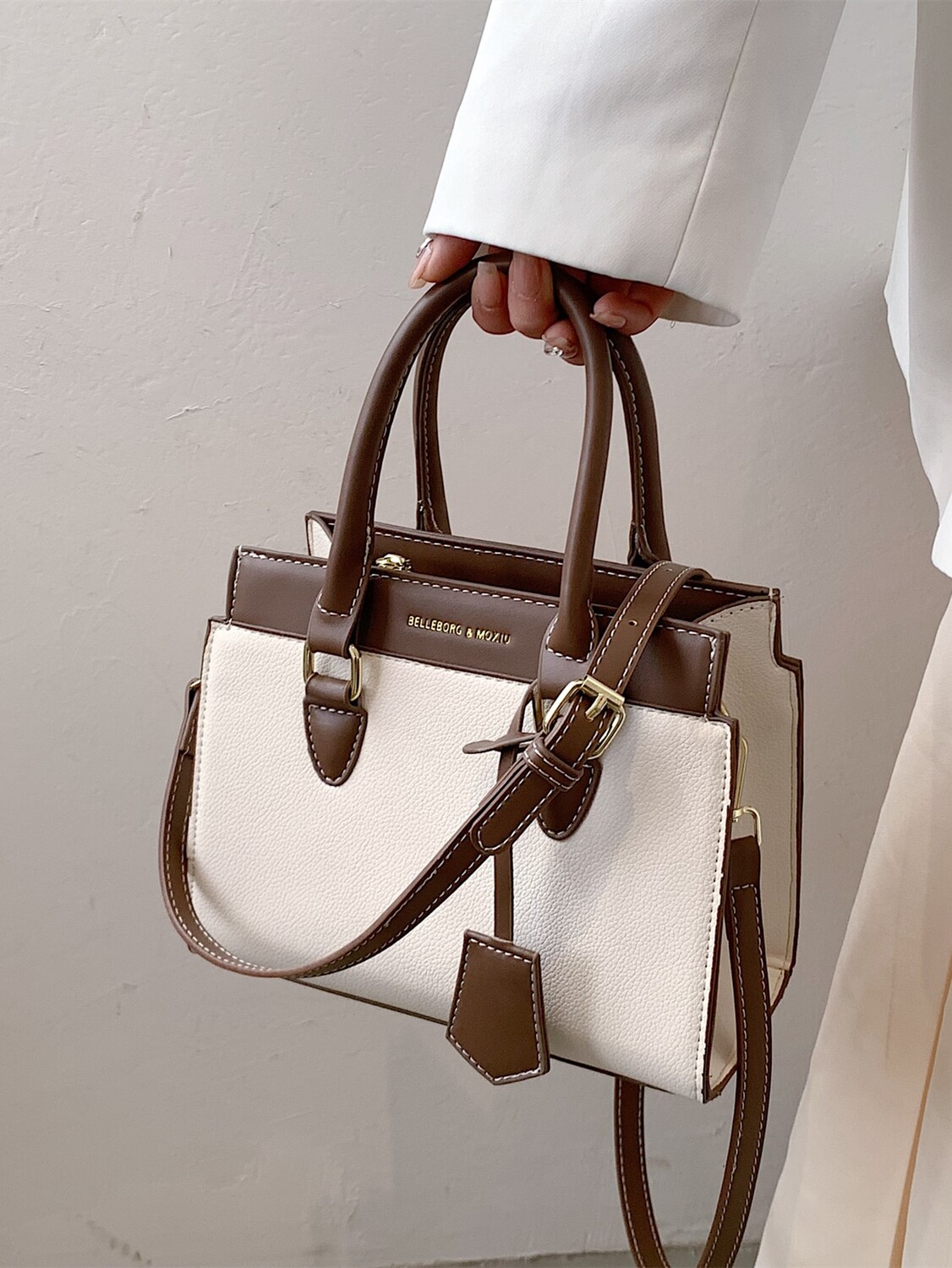 

Повседневная деловая буква Легкая двухцветная квадратная сумка для девочек-подростков