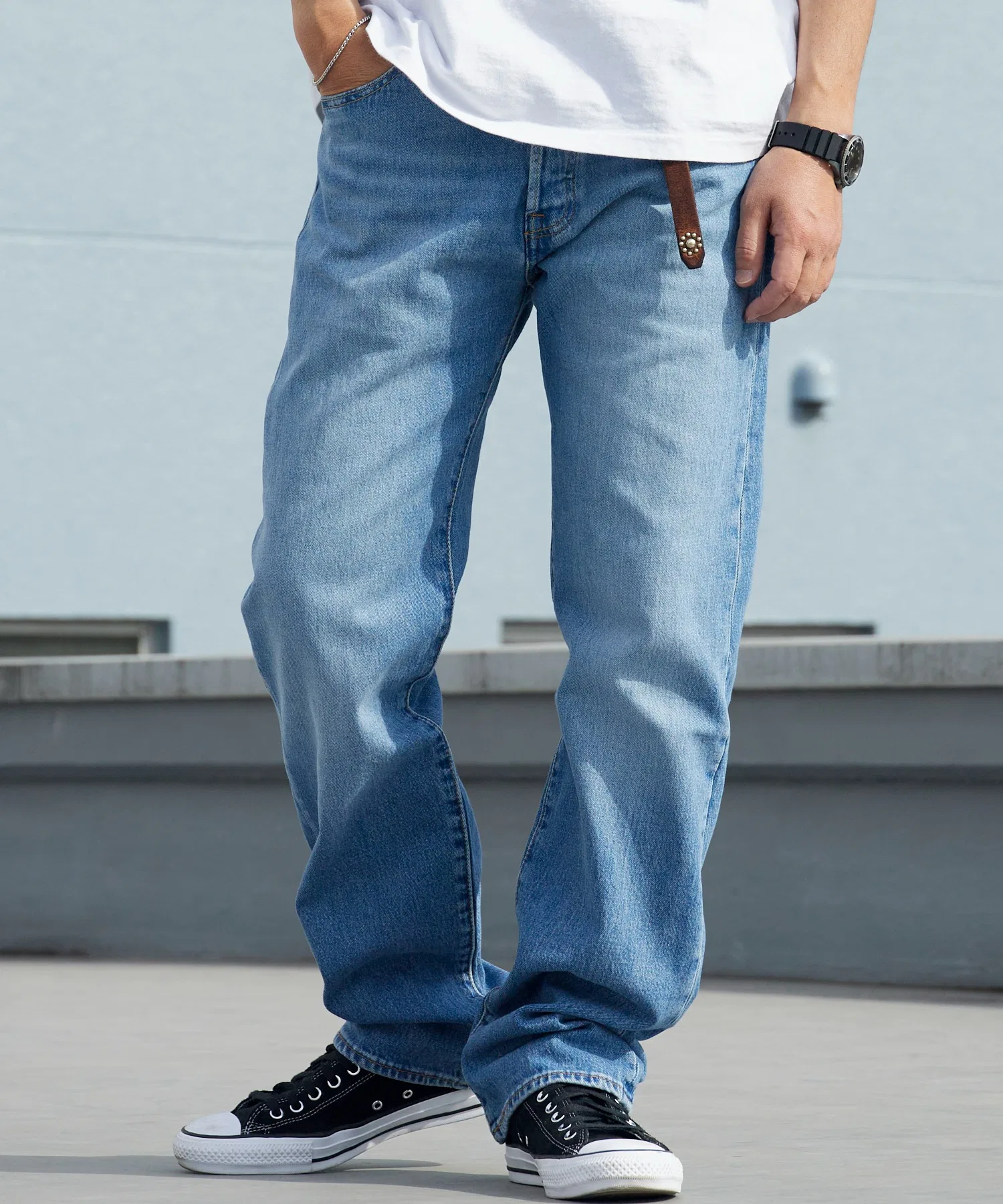 Джинсы LEVI'S 501 ORIGINAL, джинсовые брюки прямого кроя, коллекция весна/лето 2026.