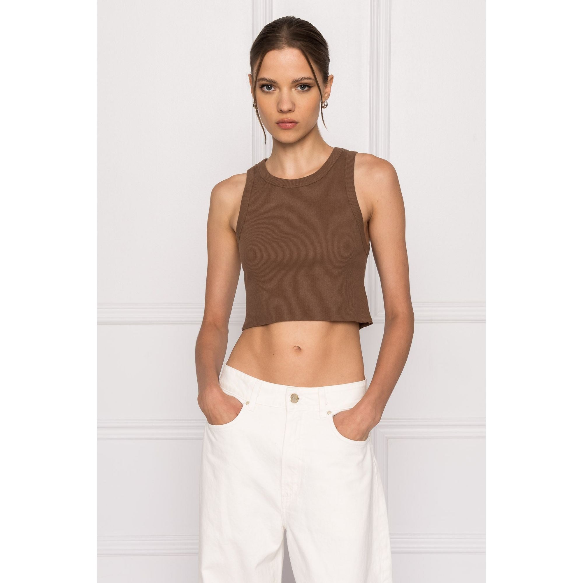 

Элисия | Укороченный топ в рубчик Lamarque, коричневый