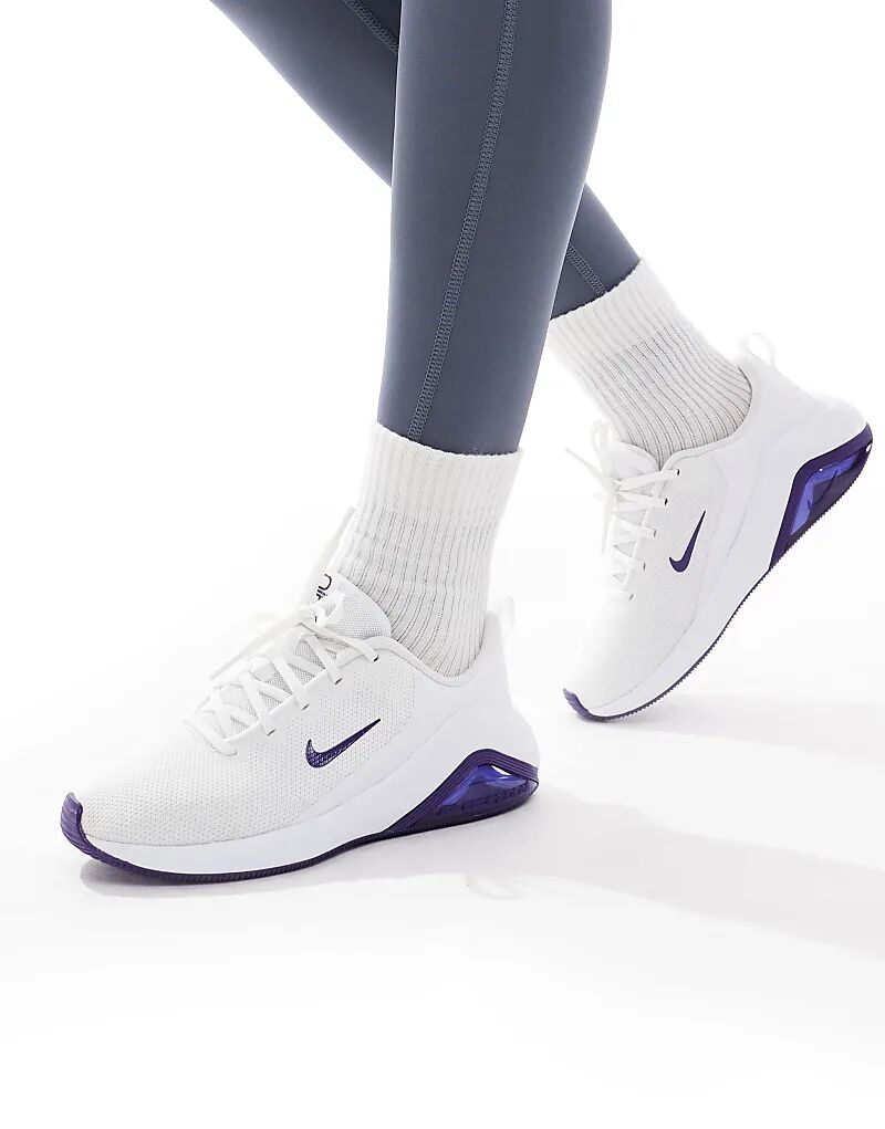 Кроссовки Nike Training Zoom Bella 7 белого и фиолетового цветов