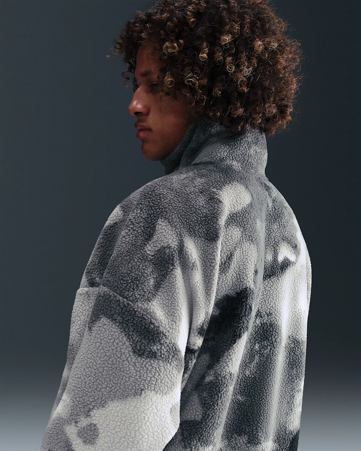 Мужская куртка Nike Therma-FIT с полузастежкой-молнией, Iron Grey/Pale Ivory — фото 2