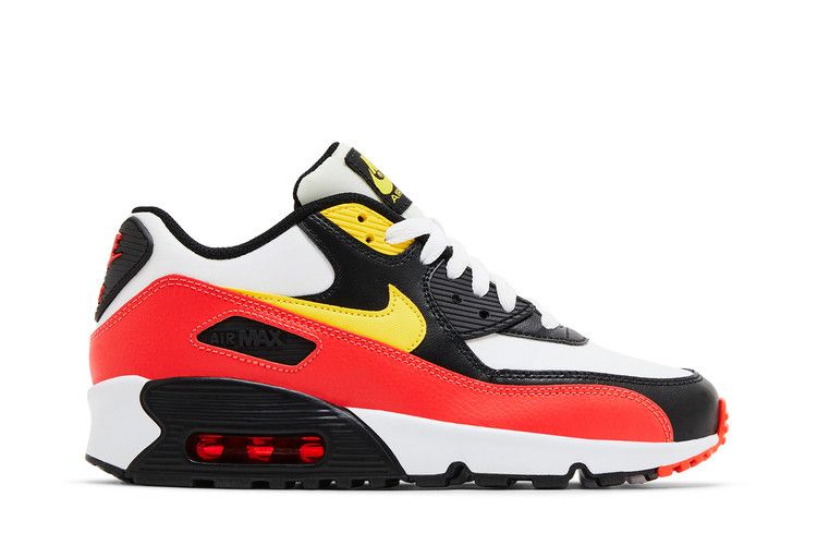 Кроссовки Nike Air Max 90 Leather GS 'Chrome Yellow Black Crimson', белый — фото 2