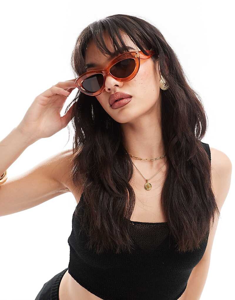 

Оранжевые солнцезащитные очки "кошачий глаз" Vero Moda – в широкой оправе
