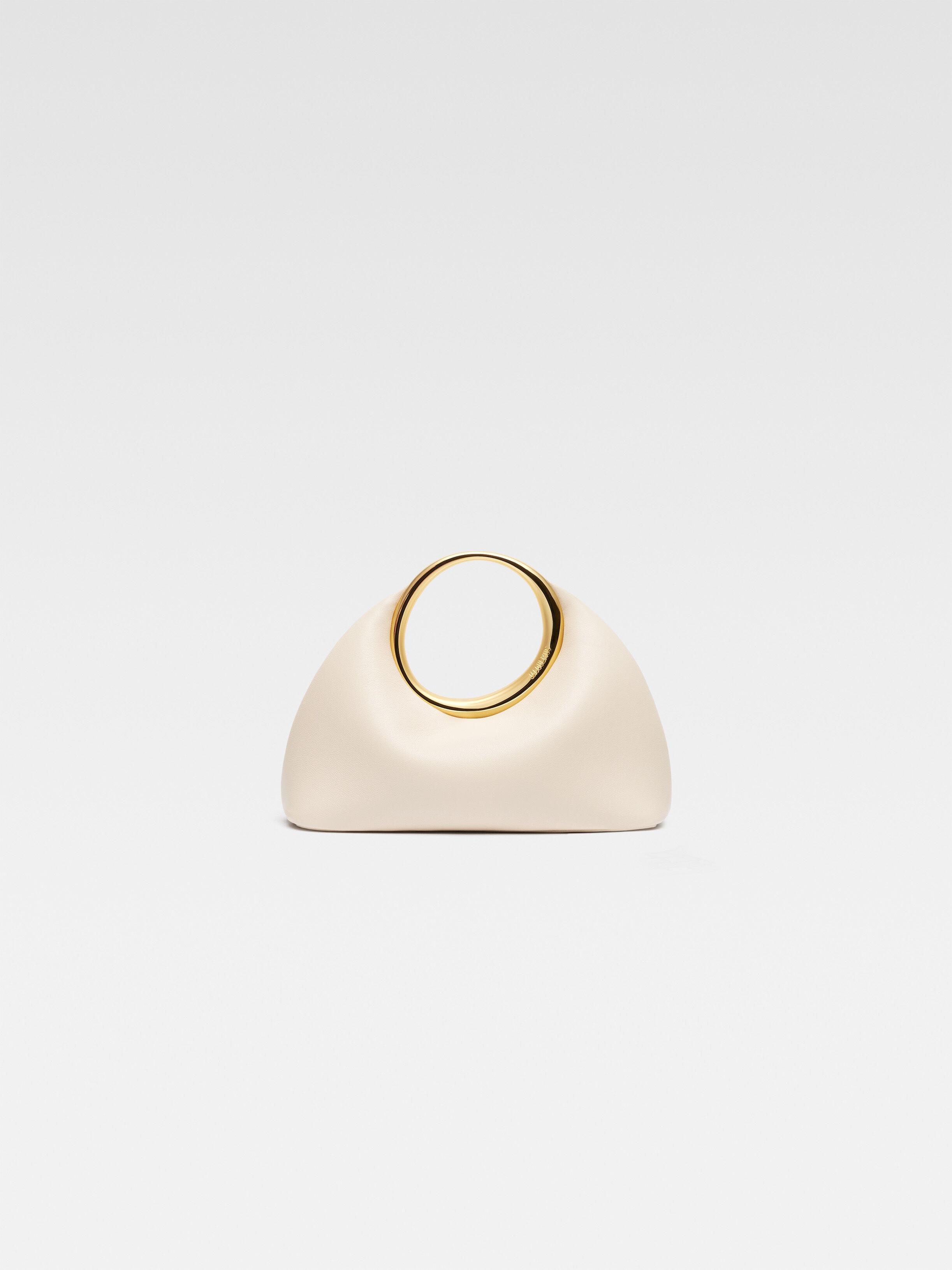 

Мини-сумочка с кольцом JACQUEMUS The small Calino, светлый слоновая кость