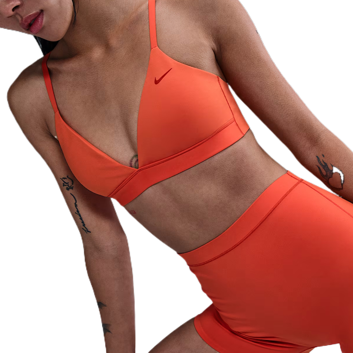 Женский спортивный бра Light Support Non Padded Triangle Nike, красный — фото 2