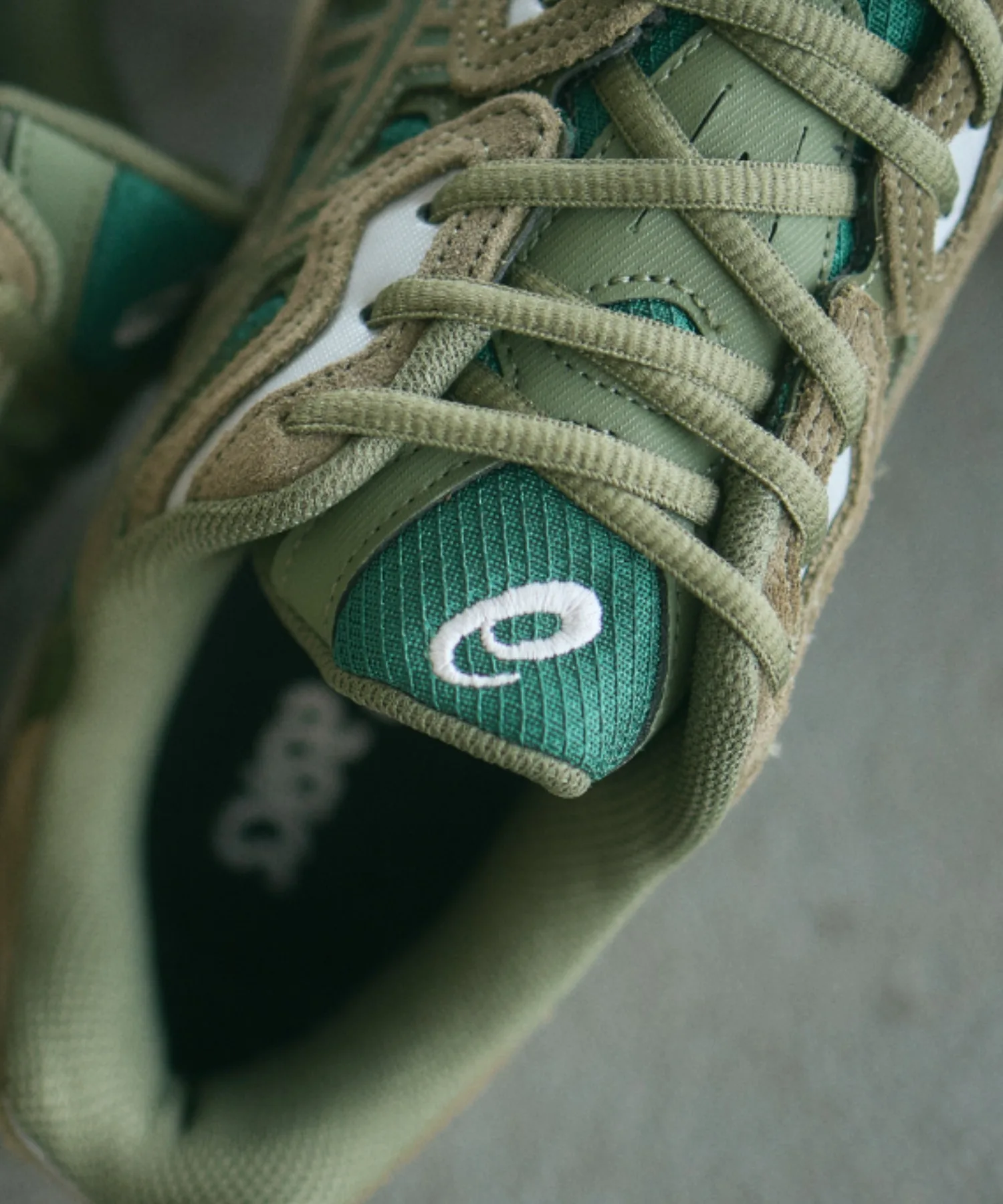 Кроссовки GEL-NYC ASICS для мужчин и женщин камуфляжные — фото 3