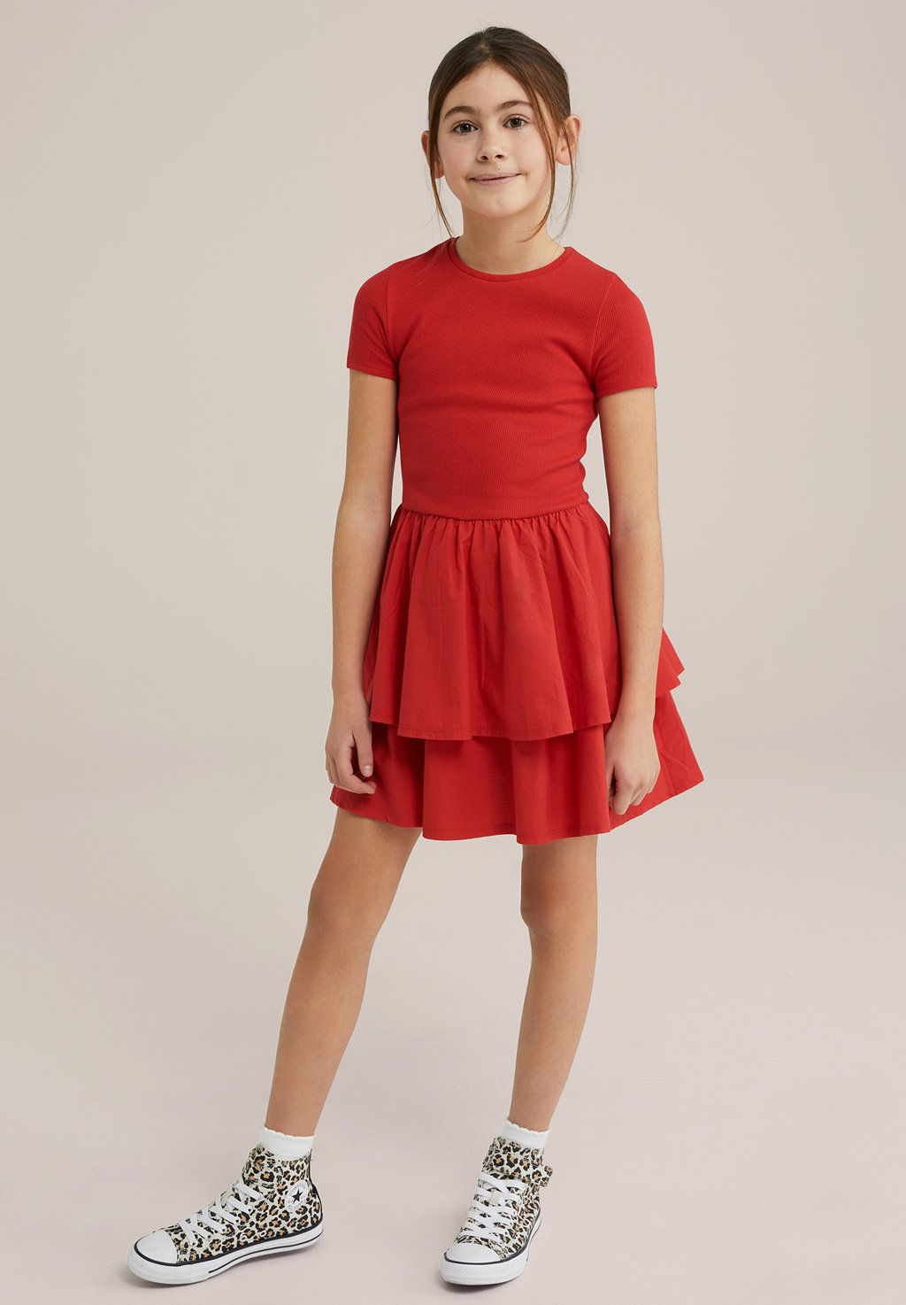 

Повседневное платье WE Fashion, красный