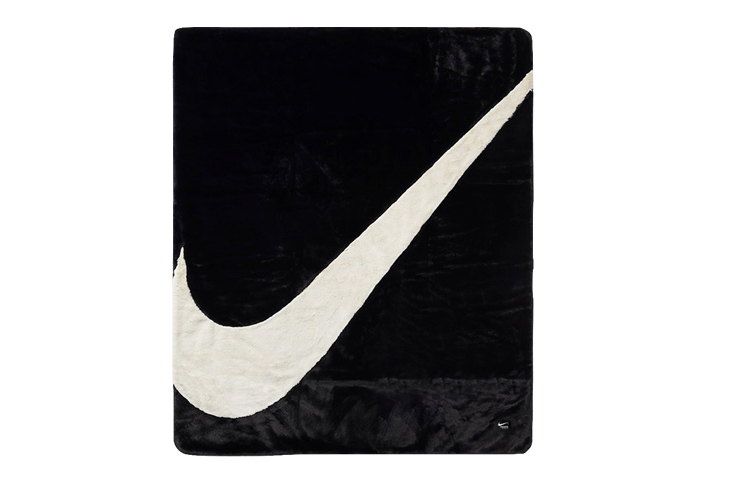 

Nike Swoosh Искусственный мех Одеяло