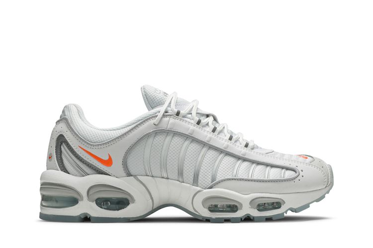 

Кроссовки Air Max Tailwind 4, оранжевый