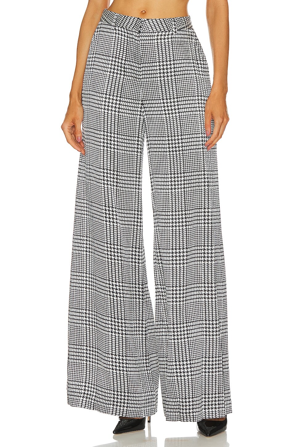 

Брюки L'AGENCE Gavin Wide Leg, цвет Ivory & Black Plaid