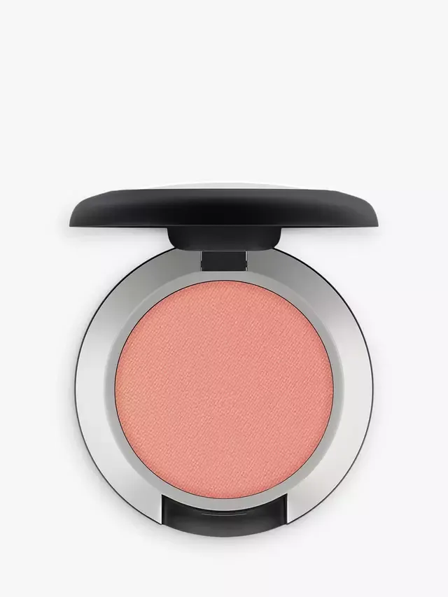 Матовые тени для век Powder Kiss Soft Matte MAC, Strike A Pose