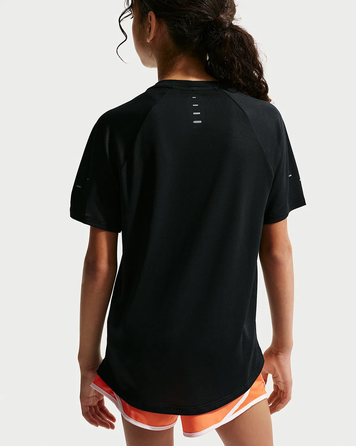Детская футболка Dri-FIT Nike Stride с коротким рукавом, Black — фото 4